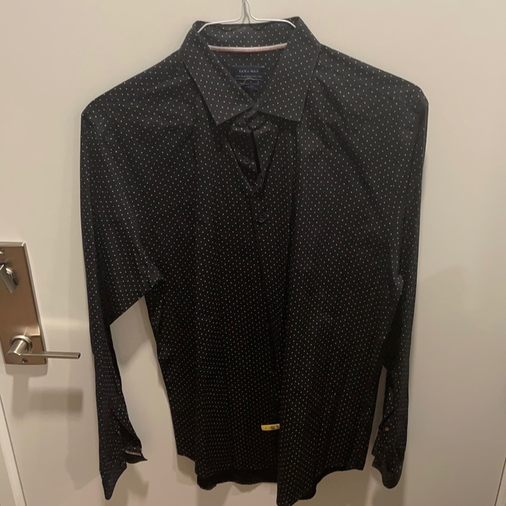 Men’s Zara shirt
